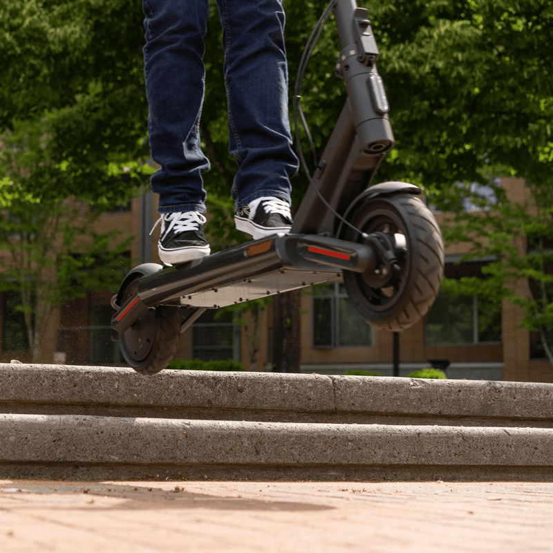 NAVEE S65C Electric Scooter